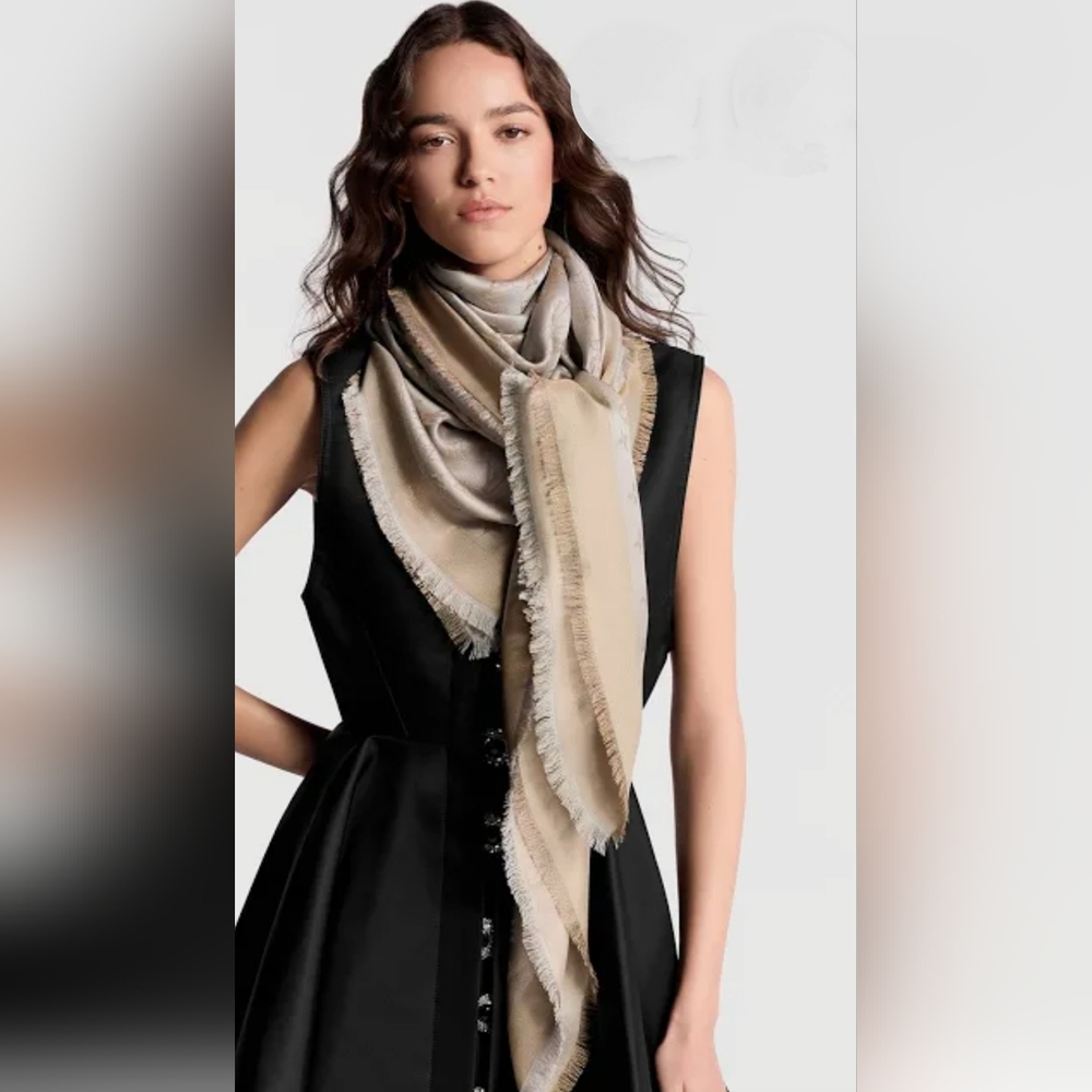 Louis Vuitton Scarf